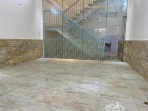 chỉ 130 triệu/m2 (8.5 tỷ) hẻm nguyễn văn cừ, quận 1, 5x13m, 2 tầng, 63m2 giá tốt nhất thị trường