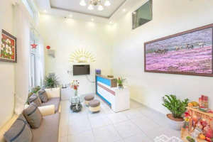 khách sạn phường xuân hương, đà lạt, 11 phòng sổ riêng hoàn công, giá 8,9 tỷ