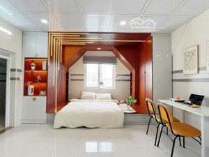 thuê phòng ban công như hình ở được 2-3ng ở đặng thùy trâm q.bt gần đh văn lang cs3.l/h: 