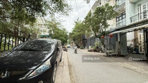 hẻm xe tải 7m có vỉa hè - ngang khủng 5,7m - chỉ nhỉnh 8t