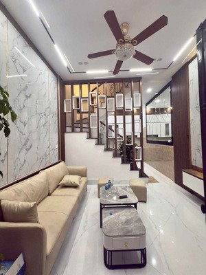 lô góc 3 thoáng! phố minh khai, ngõ 3 gác, sát ô tô, full nội thất 40m*5t