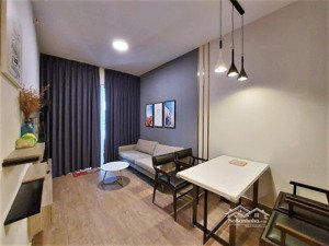 căn hộ novaland khu sân bay golden mansion tầng cao view hồ bơi 2 phòng 50m2 căn hiếm giá tốt