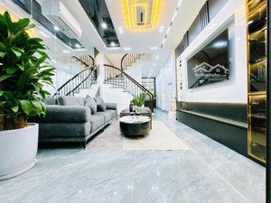 bán nhà 6 tầng thang máy phố trần duy hưng - trung tâm cầu giấy - ngõ thông cách phố 5m ở và kd tốt