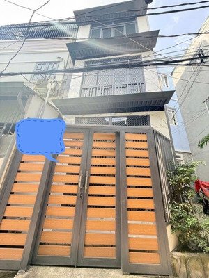 phạm văn đồng - 3 tầng - 19,1m2 - cách 20m ra pvđ - bình thạnh