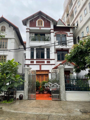 bán căn biệt thự siêu đẹp ven đô chân đế chung cư - bắc ninh