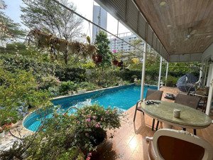 cho thuê siêu biệt thự the everrich iii, có hồ bơi, thang máy, 348m2, 6pn, view sông trực diện.