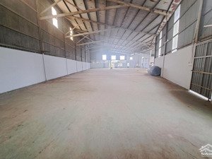 cho thuê kho xưởng bình chánh, 800m2, điện 3 pha, đường container, giá 55tr/th bao gồm vat