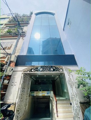 cho thuê toà nhà hầm 5 tầng, sàn suốt, ngay calmette, nguyễn thái bình, quận 1