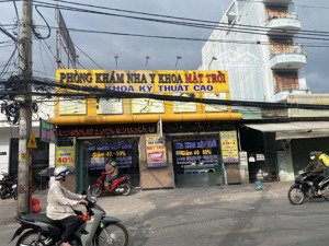 bán nhà 2 mt đường nguyễn duy trinh, đối diện trường giồng ông tố. dt 510m2 giá 80 tỷ