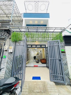 bán nhà huỳnh thị hai quận 12 60m2 2 tầng giá 4 tỷ 85 vào ở ngay.