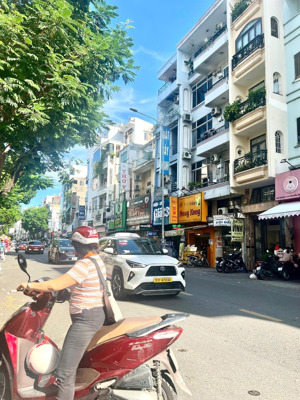 bán nhà hẻm xh 6m nguyễn thiện thuật quận 3, 5 tầng mới đẹp, 4pn, 155m2 dtsd, ở/cho thuê, 8.95 tỷ