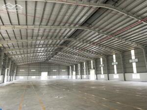 CHO THUÊ KHO XƯỞNG TẠI BẾN LỨC, LONG AN 4000M2 GIÁ RẺ 260TR- PCCC NGHIỆM THU- ĐƯỜNG CONT 24H