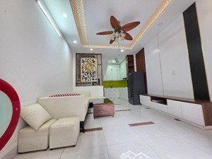 bán nhà riêng hồ tùng mậu 30m2, 5t, mt 3.9m, sổ đỏ vuông đẹp, ở luôn đón tết, có thương lượng