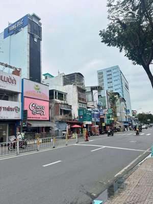 bán nhà mt trần quốc thảo. dt: 4,8x22m. bán gấp 28,5 tỷ