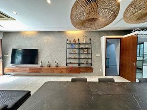 cho thuê biệt thự phong cách hiện đại phú mỹ hưng, full nội thất, 478m2 sử dụng. dọn vào ở ngay.