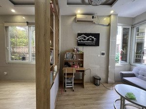 bán nhà lô góc 3 thoáng phố hoàng hoa thám, cách phố chỉ 30m, sổ riêng, không lỗi phong thủy