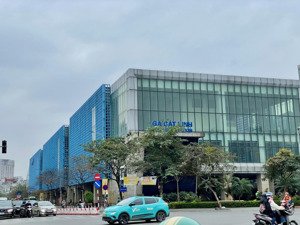 chỉ hơn 5 tỷ sở hữu ngay nhà quận đống đa- gần phố -ga cát linh- phút mốt ra quốc tử giám