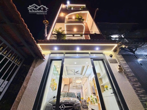 hot- xem là mê - chỉ 8 tỷ - nhà hẻm xe hơi ngay quang trung - 67 m2 -4 tầng full nội thất lung linh