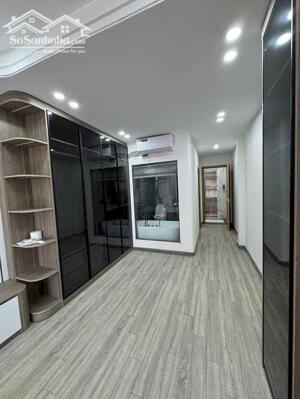 NHÀ ĐẸP THẠCH BÀN 46M2, 6 TẦNG THANG MÁY, Ô TÔ 7 CHỖ CÁCH NHÀ 20M, GẦN PHỐ, GIÁ NHỈNH 9 TỶ