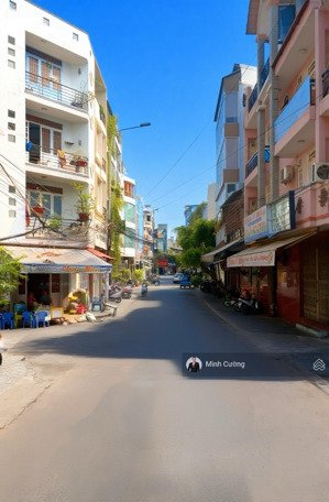 mặt tiền kd hoa sữa khu phan xích long, 5.4x13m, 5 tầng st 5pn, 2 mt trước sau, chỉ 22.999tỷ tl