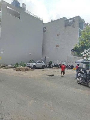 ngân hàng vib phát mãi lô góc 2 mặt tiền , 8x20 giá 850 triệu , khu dân cư trần đại nghĩa