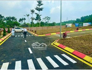 siêu phẩm đất phú cát, hoà lạc, hn.
bán đất 100m2 mt 6-8m, giá chỉ nhỉnh 3 tỷ
