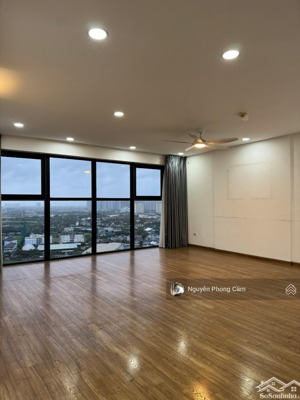 3pn2vs rộng - rẻ nhất ct1 sudico. dt 141m2 ban công đn. alo ngay em phong cầm : 