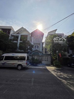 biệt thự hxt thông lê đức thọ, p7 (7x18m) 3 lầu 5pn kd đa ngành 21tr rẻ