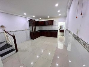 bán nhà hẻm xe hơi đang cho thuê phường 14 quận gò vấp