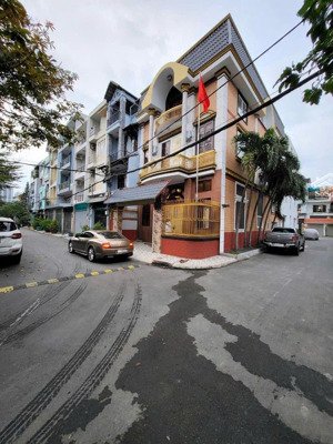 cần bán nhà khu dân cư cao cấp huy hoàng căn góc 2mt đường nguyễn oanh p. 17 gò vấp hcm