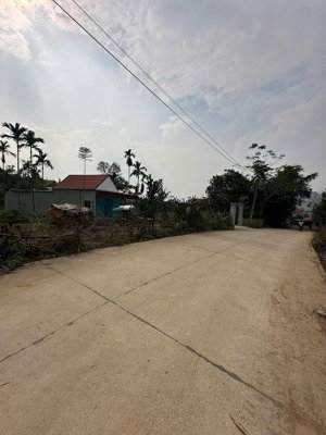 chỉ 8xx triệu sở hữu 268m² full thổ cư chính chủ bà cả bảo hiệu yên thủy hòa bình giá 8709 triệu