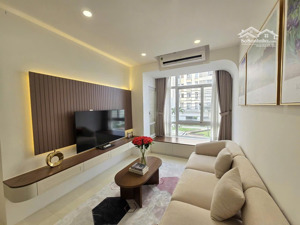 bán gấp căn hộ chung cư sky garden 3 tại phạm văn nghị, 5,85 tỷ, 70m2,tk 2pn ,2 wc