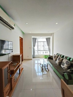 bán căn hộ chung cư sky garden 3, giá 4,65 tỷ, 56m2, 2pn, 1wc, đầy đủ tiện ích tại q7, hcm