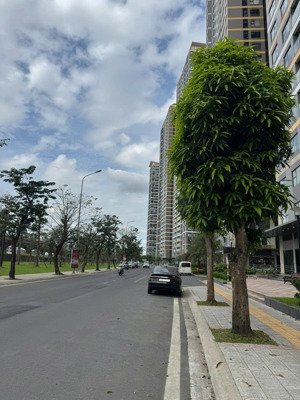 giảm sâu gần 6 tỷ bán shophouse the beverly solari chỉ còn 10,1 tỷ 61,9m2, long bình, q9, hcm