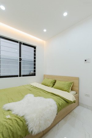 chính chủ cần bán chung cư mini hoàng hoa thám - đội cấn 1 ngủ