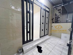 cho thuê 2 căn nhà mới xây 100% ngay bến xe biên hoà, cách chung cư a6a7 100m giá rẻ