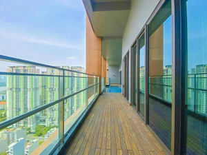 bán căn hộ tại define capitaland tầng cao gồm 4 phòng ngủ view sông với diện tích 325m2