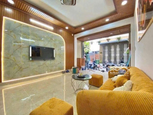chủ nhà ngộp lãi bán gấp nhà nguyễn thị thập bình thuận quận 7