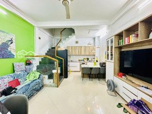 bán nhà gần hàm nghi gần chung cư goldmark city, trường học các cấp và nhiều đại học lớn