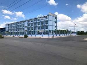 đáo hạn ngân hàng cần bán gấp lô 105m2 giá chỉ 1 tỷ 750 kdc an thuận sổ sẵn ngay mt ql51 - dân đông