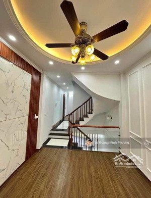 bán nhà 5 tầng đơn lập dt 31m2 4 phòng ngủ tại kim chung, trước nhà rất thoáng giá 4,75 tỷ còn tl