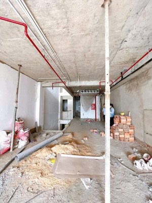 tòa nhà 111,4 m2 - 5 tầng + hầm + ô thang máy - mặt đường số ngay vĩnh hội. 20 tỷ