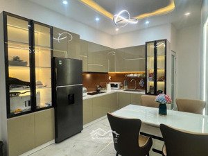 siêu phẩm nhà đẹp quận 10 lê hồng phong 56m 4 tầng giá 10.58 tỷ