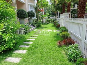 cho thuê biệt thự đơn lập mỹ phú, phú mỹ hưng, quận 7, dt 332m2, 4pn, ful nội thất