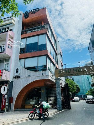 bán nhà góc 2mt nguyễn trọng tuyển - phú nhuận -( 5x18)- 4 tầng -hdt 90tr/th- bán 30 tỷ