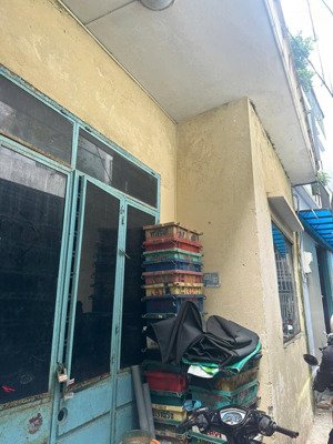 bán gấp đất tặng nhà cấp 4, kiệt 3m lý thái tổ, dt 64m2, ngang rộng, giá chỉ 3,8 tỷ