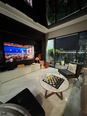 bán siêu phẩm căn góc 4 p. ngủ sáng 202 m2 tại brg diamond residence - 25 lê văn lương