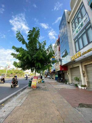 bán nhà mặt tiền đường cộng hòa ngày cổng nhà ga t3 - dt 8 x21m - 5 tầng - giá bán 51 tỷ