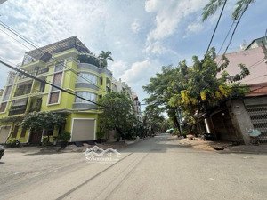 bán gấp nhà, 5 tầng, đường bà hom, ngay chợ phú lâm, quận 6, dòng tiền 30tr/th 4x17 giá chỉ hơn 9 t