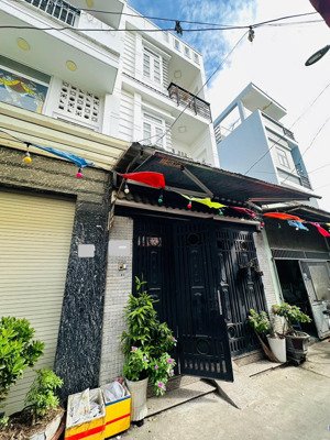 nhà 3 tầng hxt thông 52m nguyễn văn quá 4x13m chỉ 5,38 tỷ